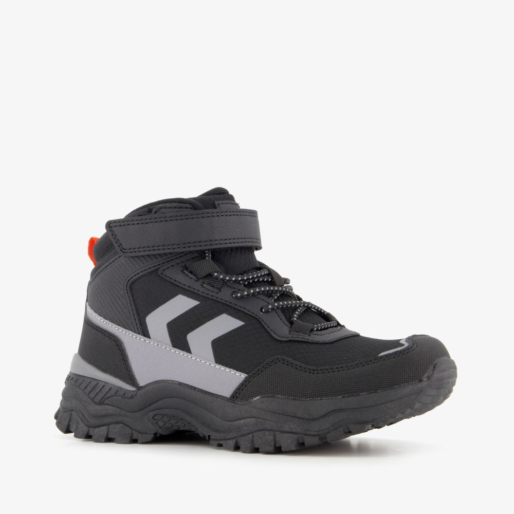 Blue Box hoge jongens outdoor sneakers zwart
