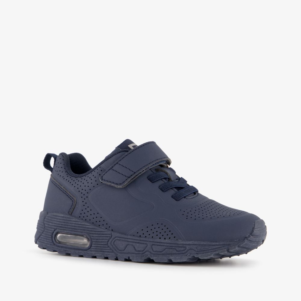 Blue Box jongens sneakers met airzool zwart