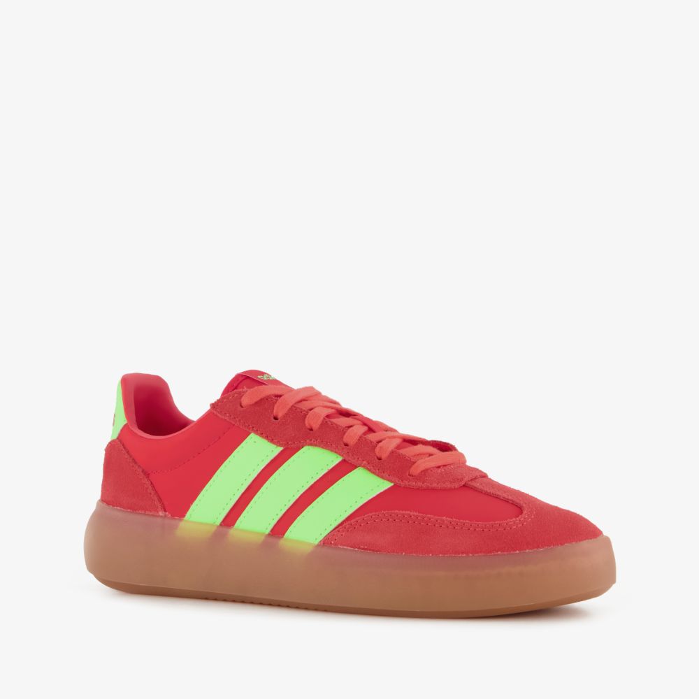 Adidas Barreda Decode suède dames sneakers rood groen