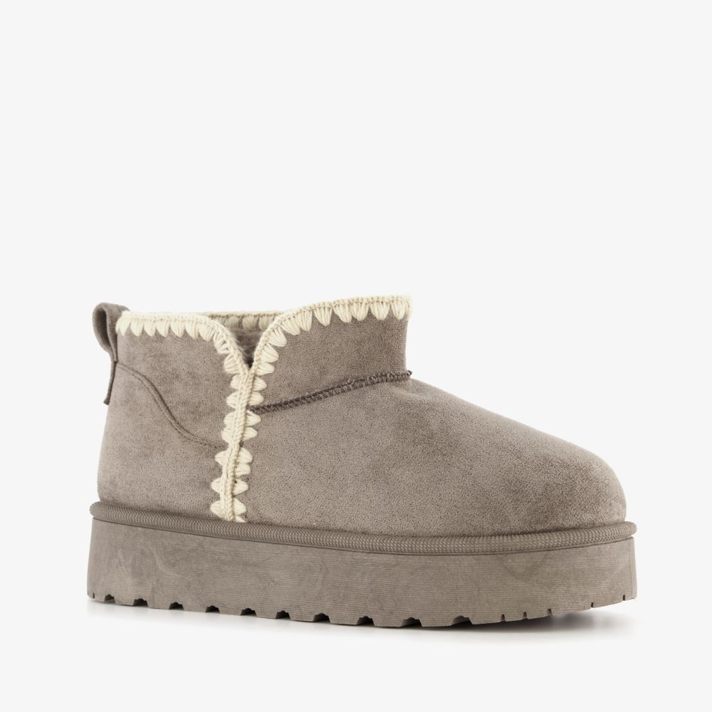 Blue Box lage gevoerde dames boots taupe