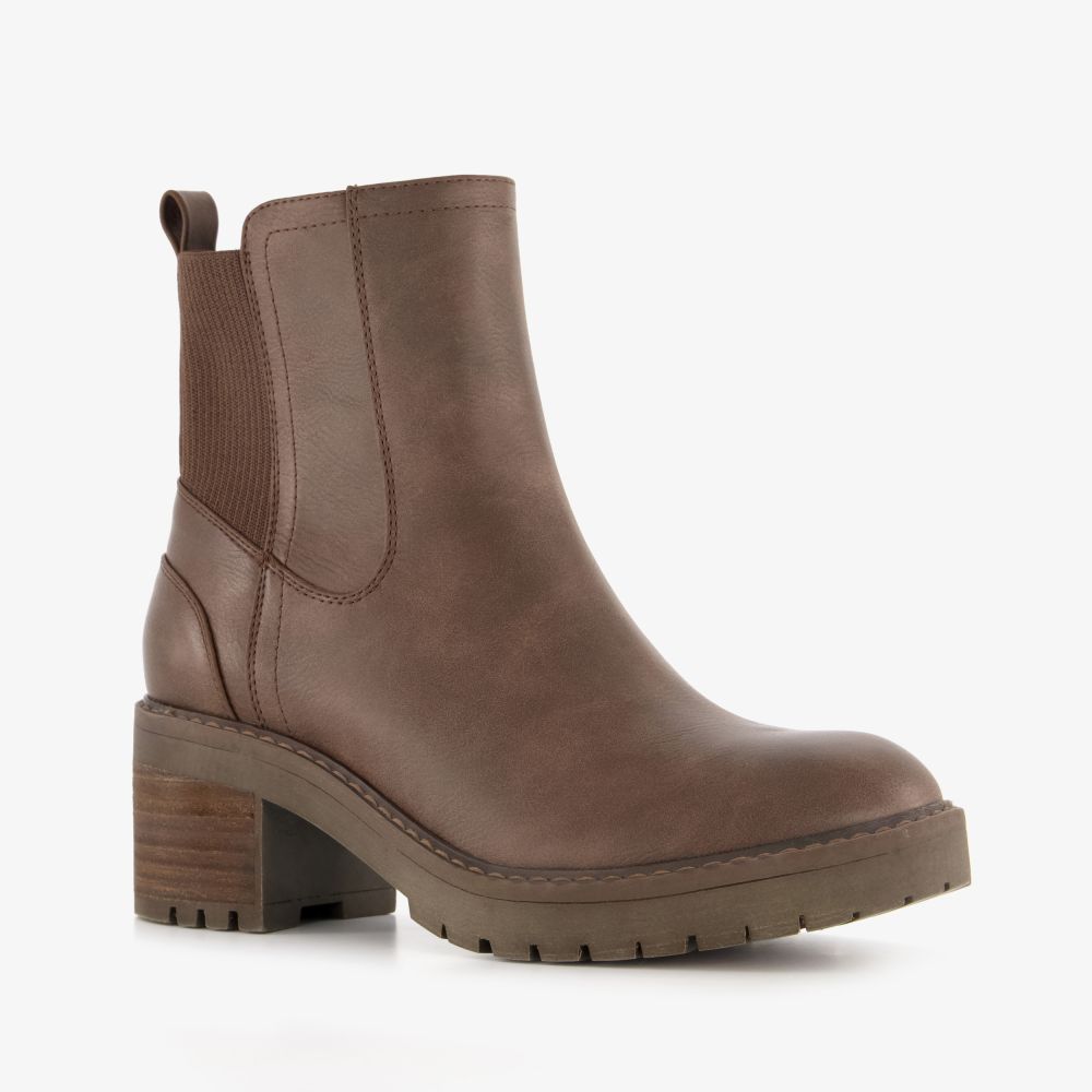 Blue Box dames Chelsea boots met hak bruin